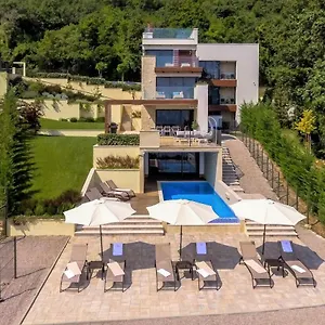 Altavista - Seaview & Relax With Heated Pool & Minigolf Villa Opatija